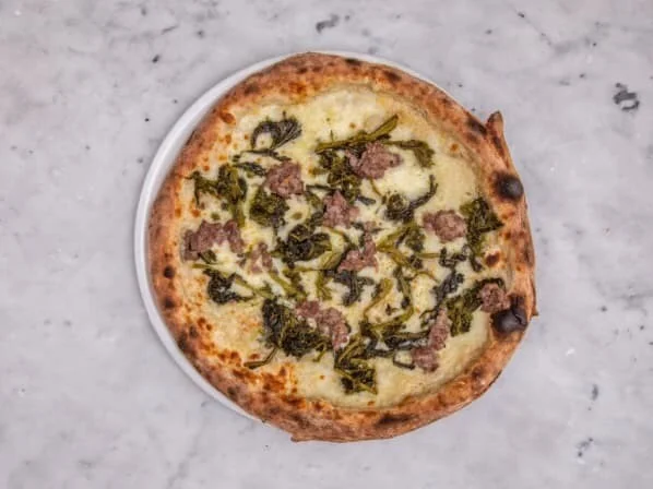 Bella Napoli Salsice e Friarelli Pizza