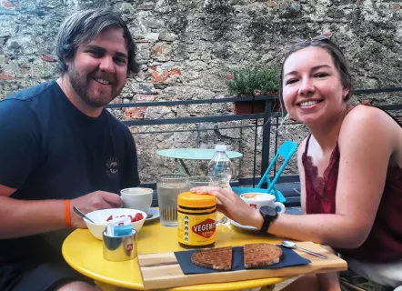 5 Terre Backpackers City breakfast