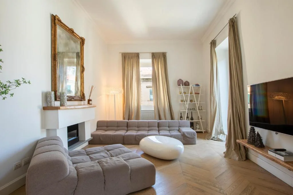 Chiodo Luxury 14 Apartment loungeroom