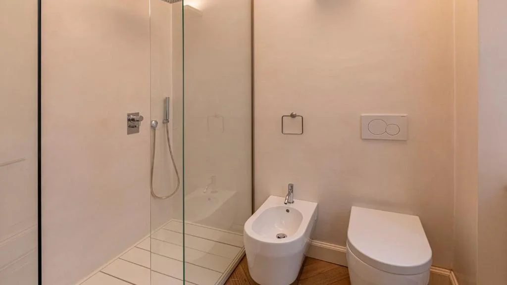 Chiodo Luxury 14 bathroom