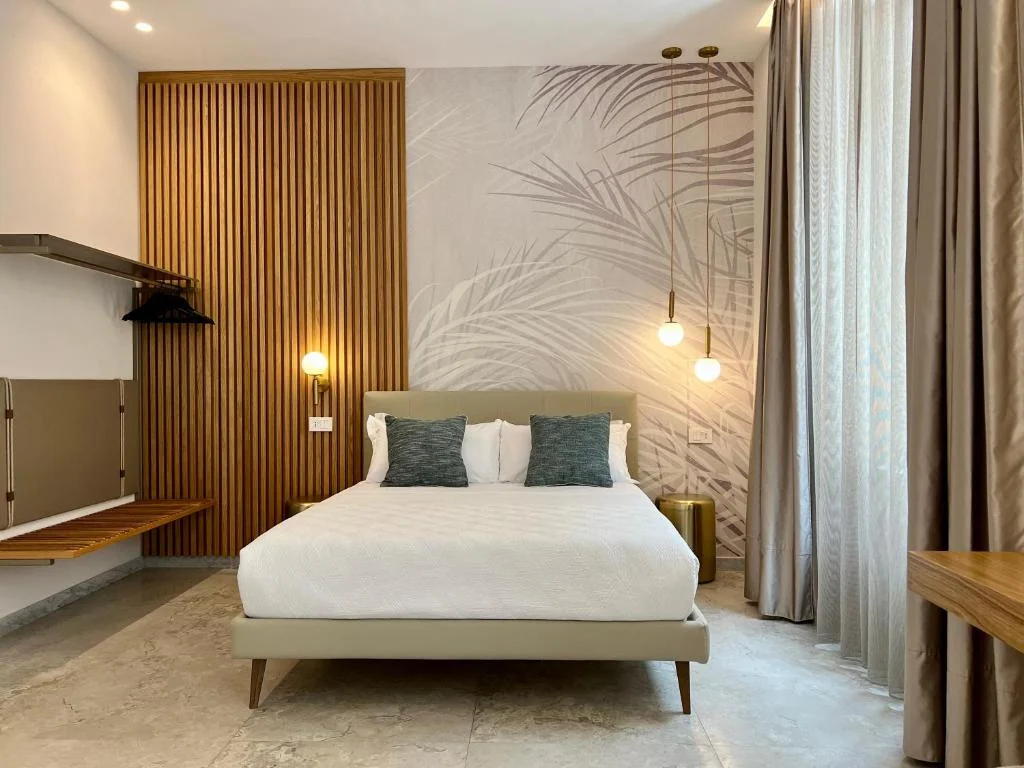 Elegant Rooms La Spezia example room 2