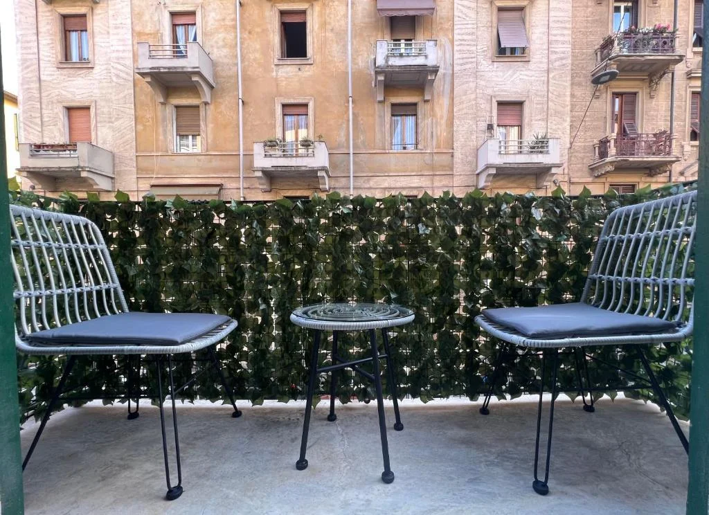 Elegant Rooms La Spezia private balcony