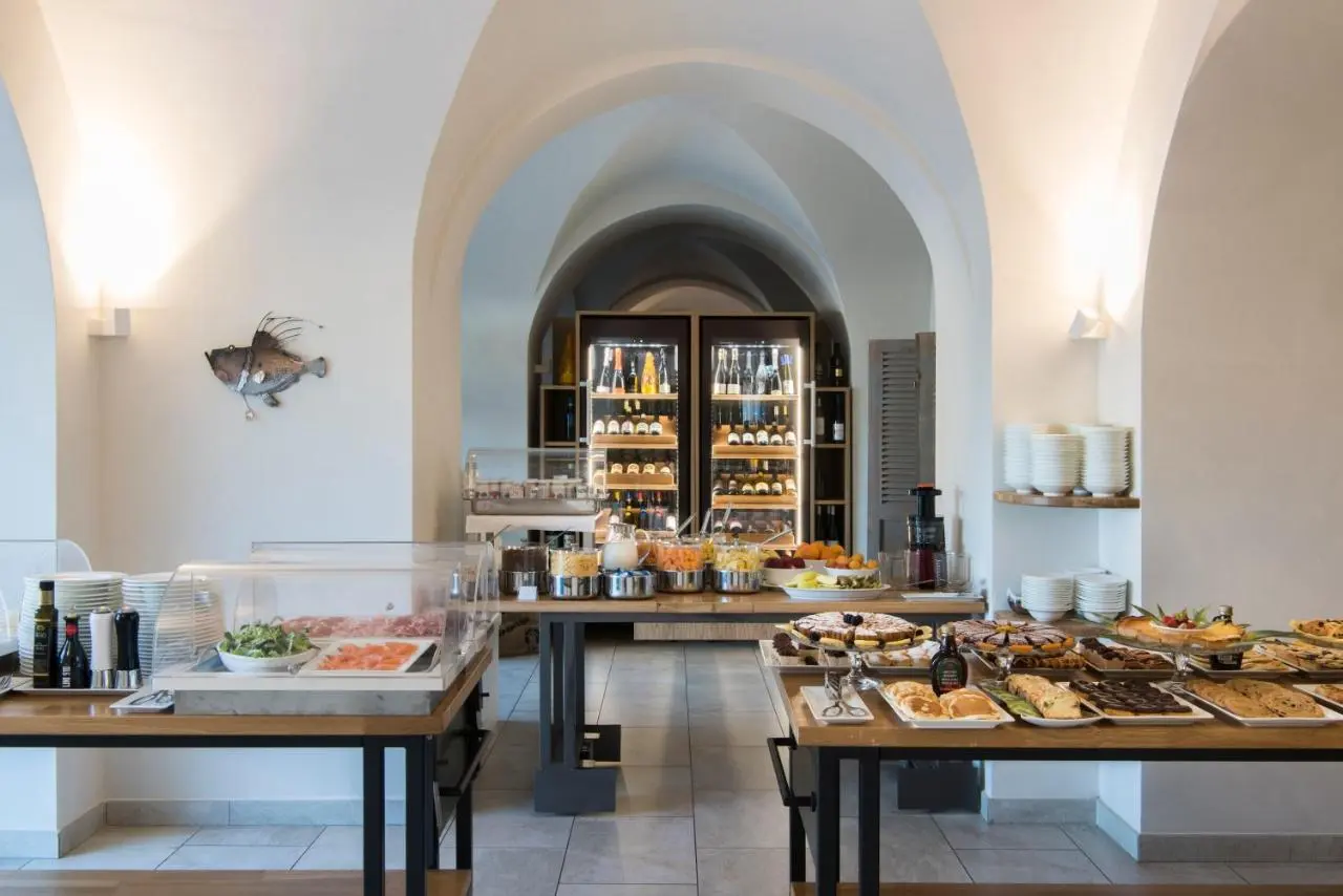 Grand Hotel Portovenere breakfast