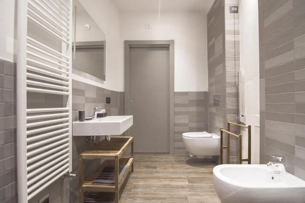 Locanda Il Carugio bathroom