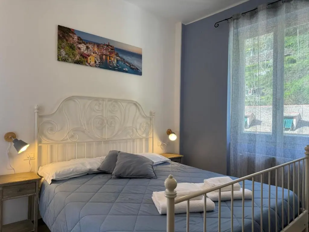 Pippo a Vernazza Rooms typical room