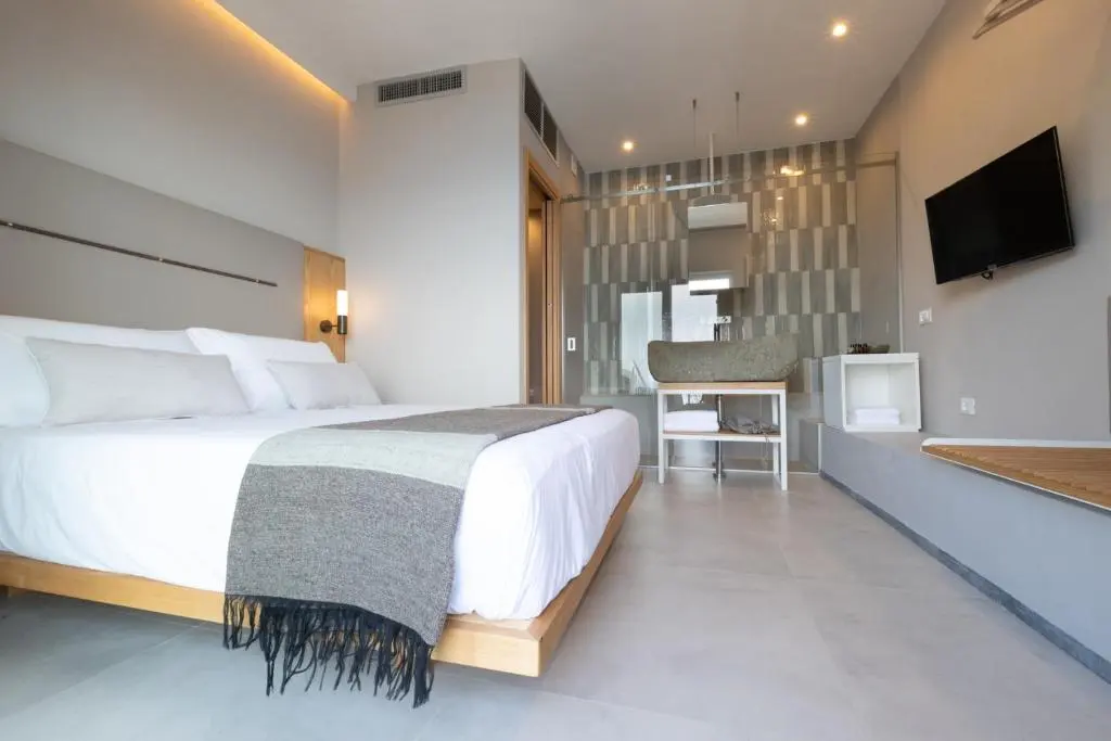 The Sunset Line main bedroom