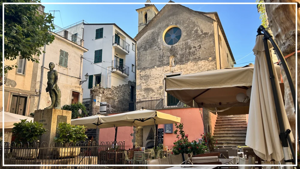Largo Taragio - Piazza in Corniglia